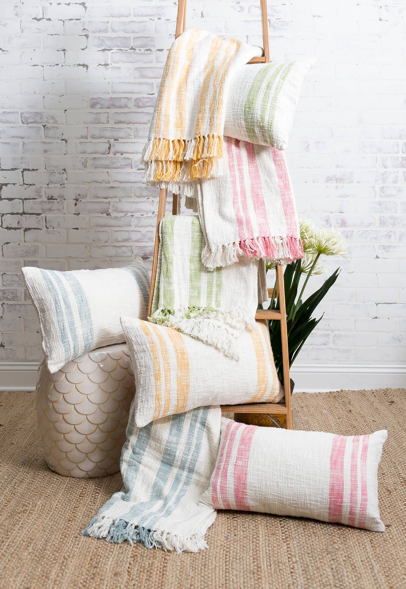Morgan Fountain Woven 50" x 60" Throw Blanket